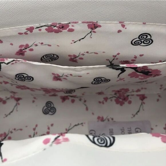 Avatar The Last Airbender Love Story Crossbody Bag - Picture 4 of 4